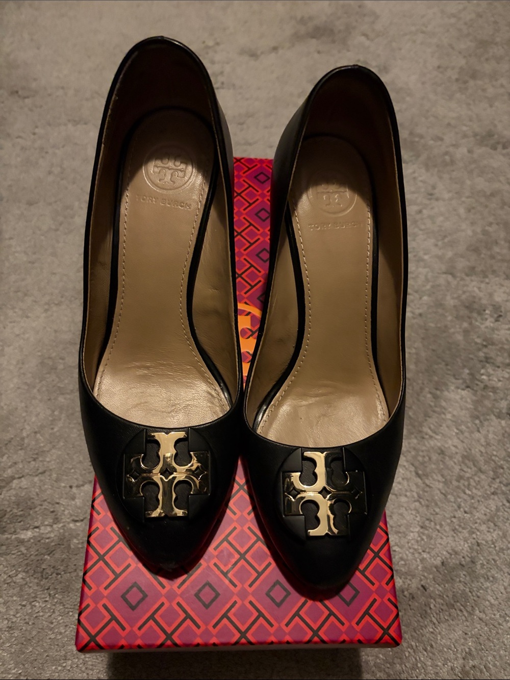 Tory Burch Black Leather Pumps with Gold Logo Accent